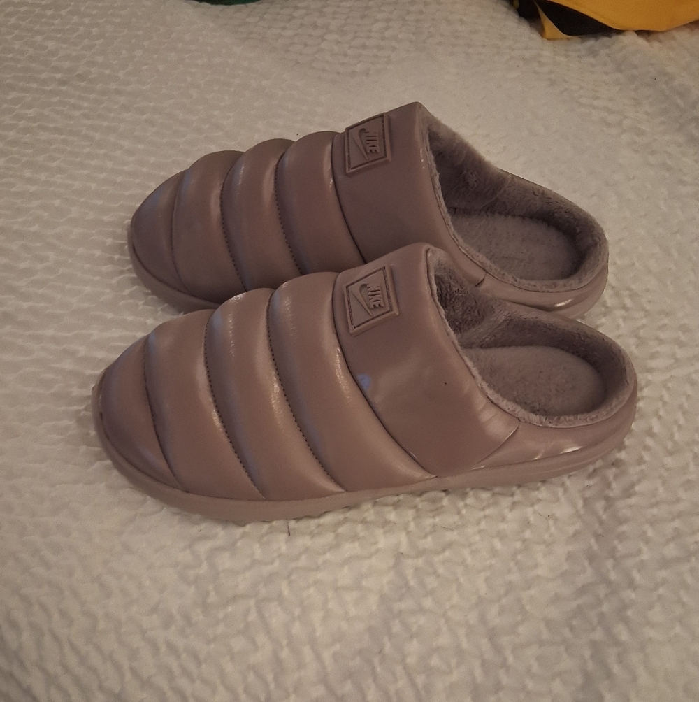 Nike Womens Burrow SE 'Light Violet Ore' FZ7940-200 - Picture 3 of 6